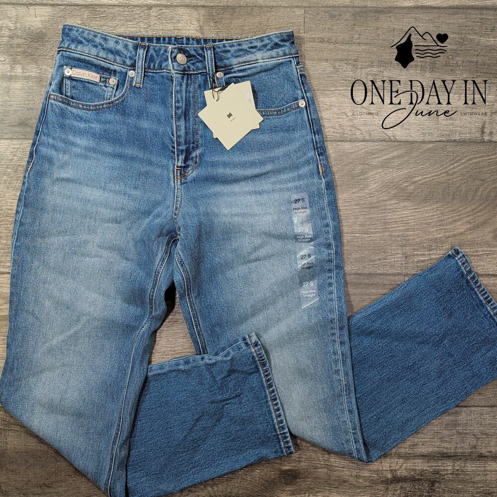 Calvin Klein High Rise Straight Leg Jeans Medium Wash NWT Size 4S (27S)